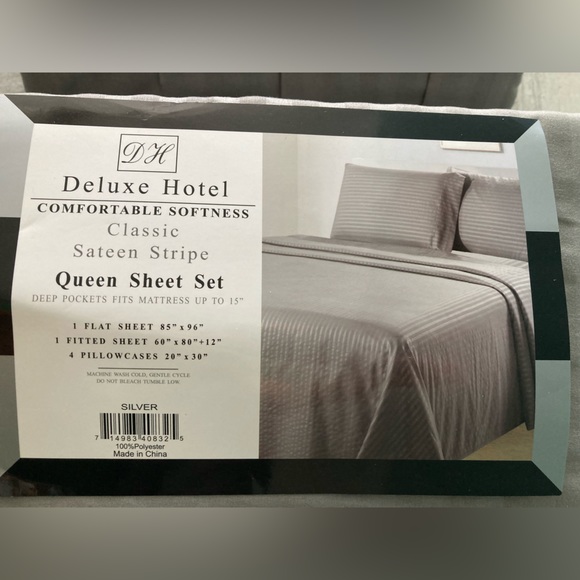 Deluxe Hotel Comfortable softness Classic Sateen Stripe queen sheet set - Picture 1 of 2